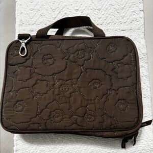 thirty-one Brown Quilted Poppy  Zipper Makeup/Toiletry bag
